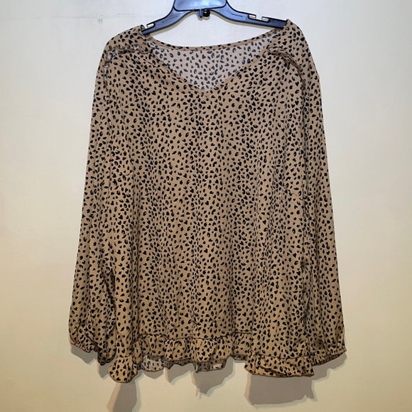 Cheetah Print Long Sleeve Tunic NWOT - Picture 1 of 8